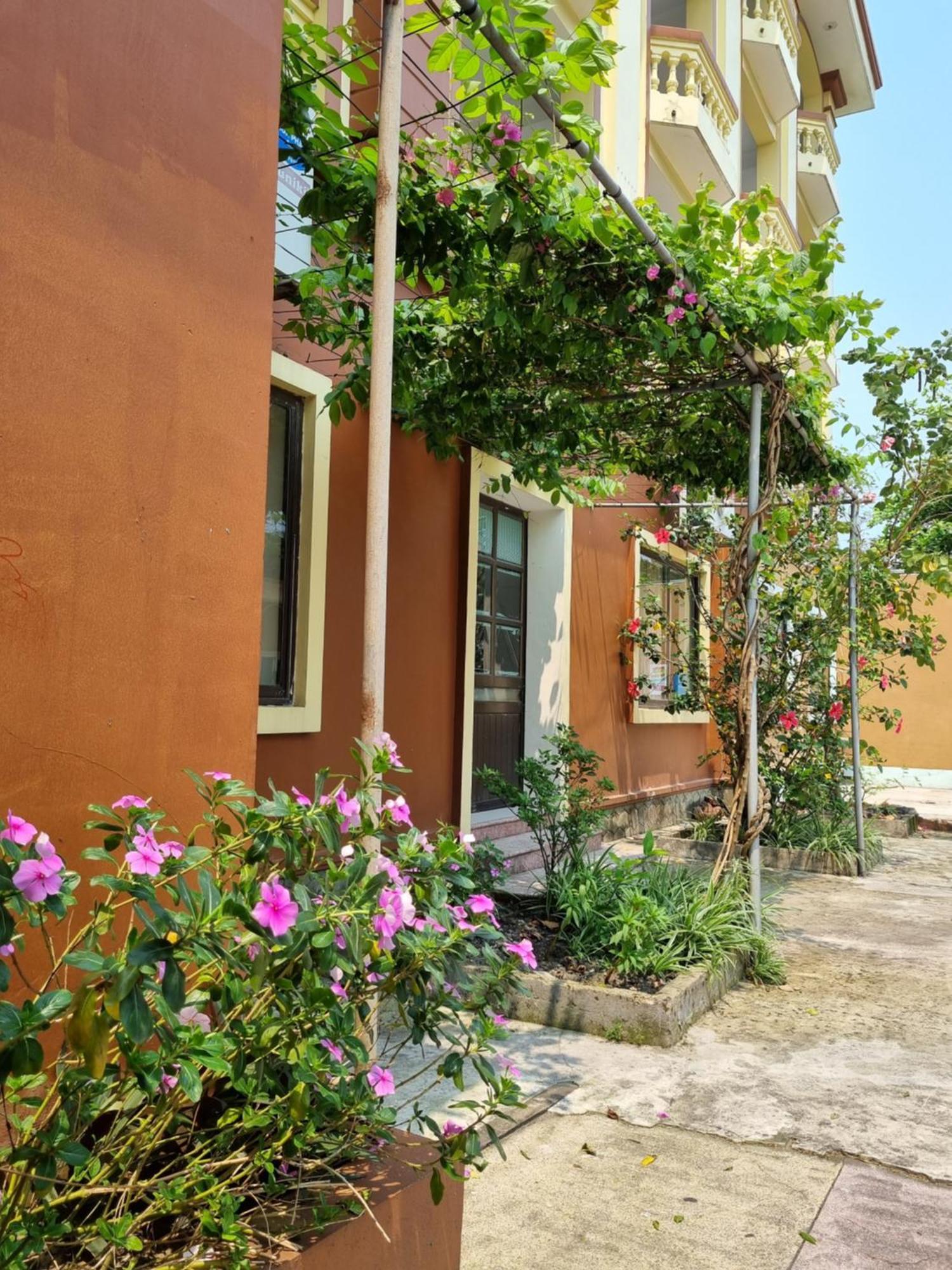 Khach San Vien Dong Hotel Cua Lo Exterior photo